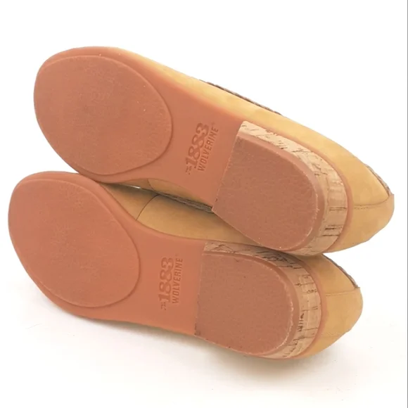 Wolverine Tan and Cream Flats - Picture 8 of 14